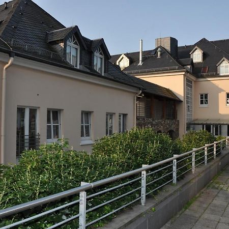 Attraktives Appartement Im Stadtzentrum Plauen Balkon Lift Exterior foto